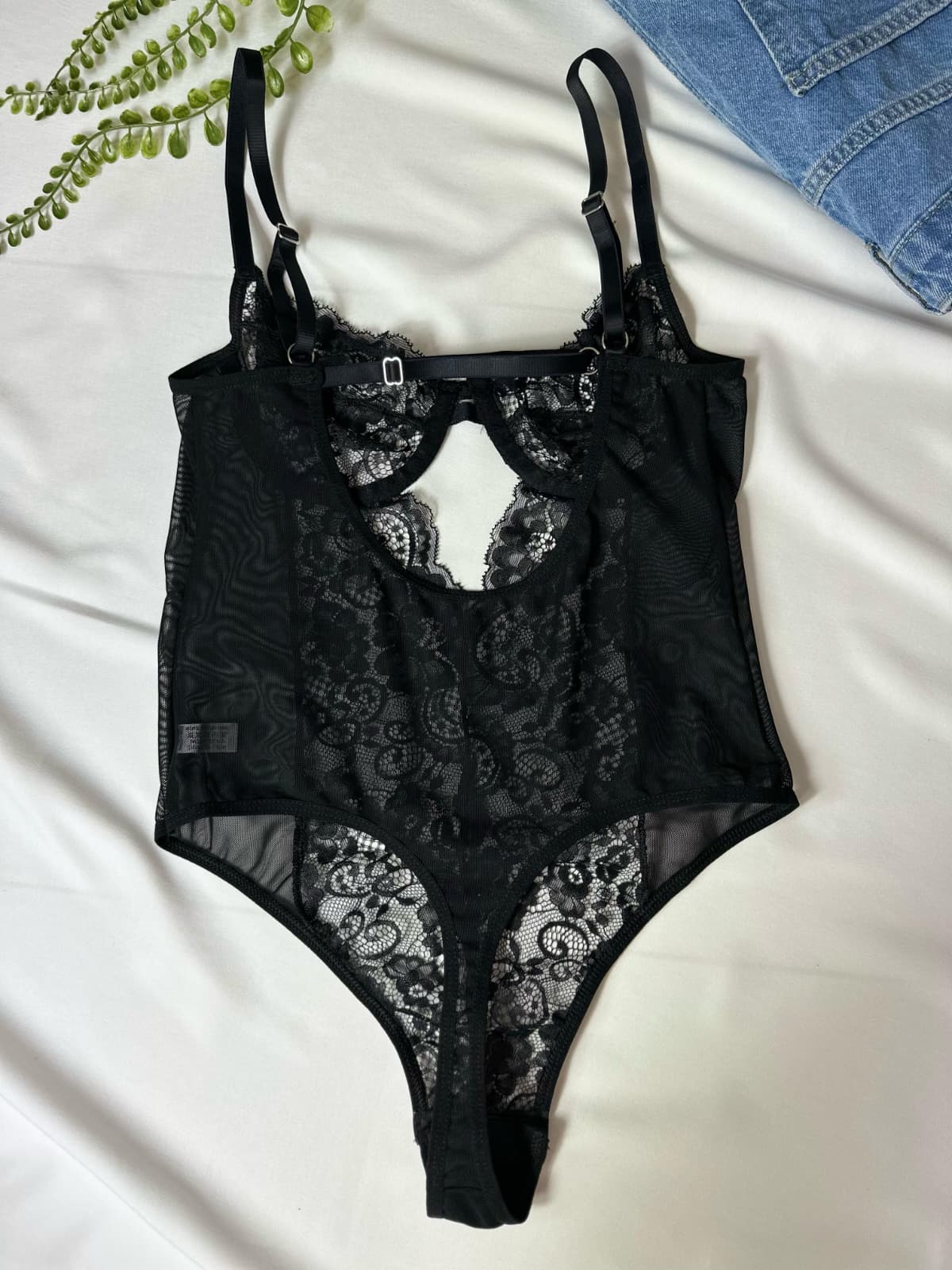 Siyah Dantelli Balenli Balkonet Bodysuit